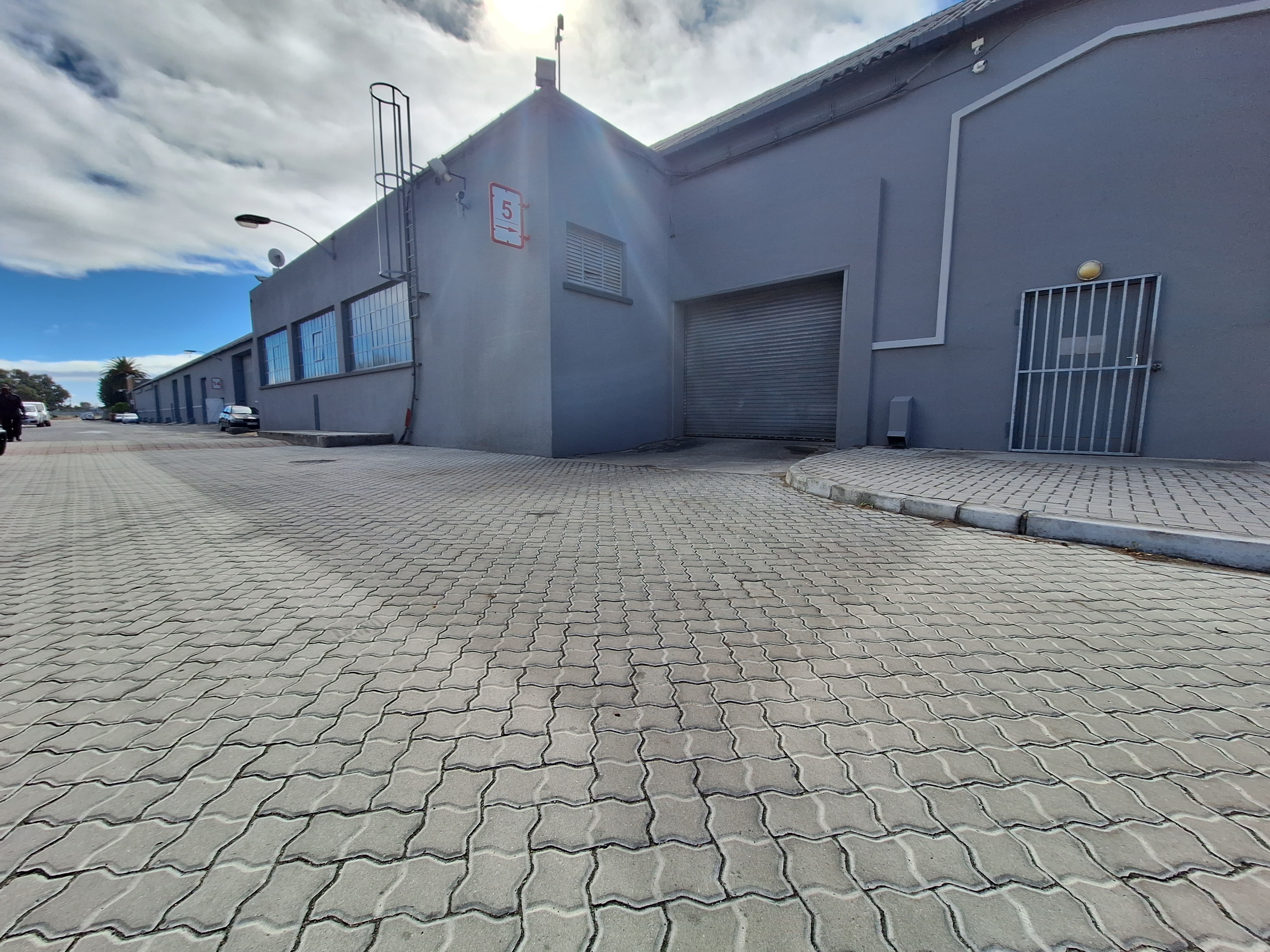 4 Bedroom Property for Sale in Blackheath Industrial Western Cape